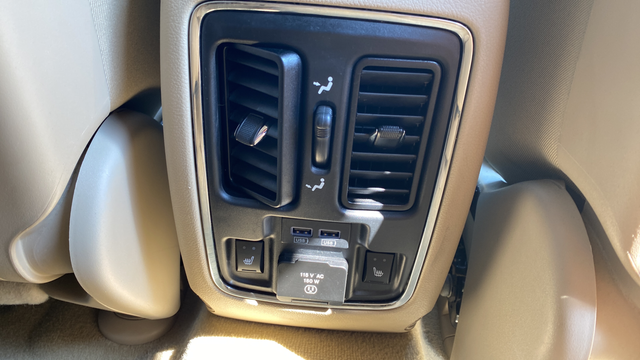 2020 Jeep Grand Cherokee Overland