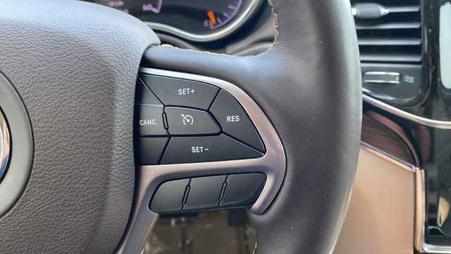 2020 Jeep Grand Cherokee Overland
