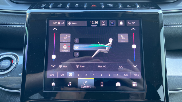 2023 Jeep Grand Cherokee Laredo