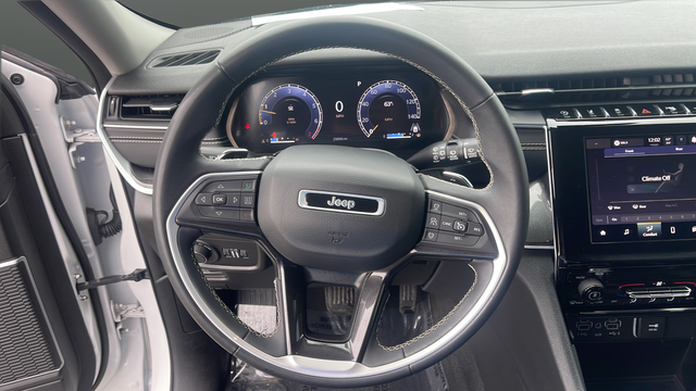 2022 Jeep Grand Cherokee L Laredo