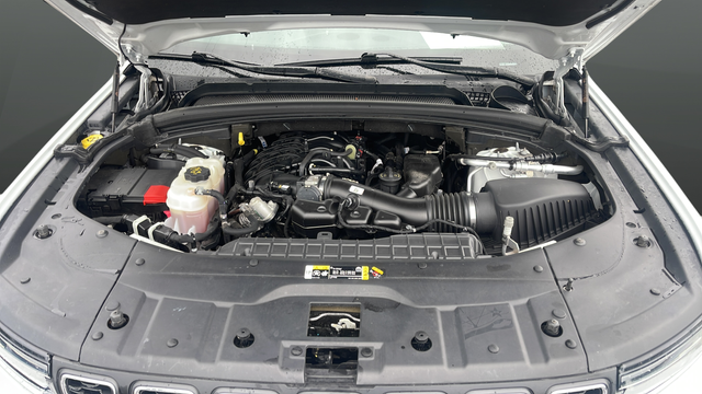 2022 Jeep Grand Cherokee L Laredo
