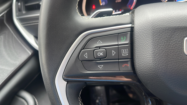 2022 Jeep Grand Cherokee L Laredo