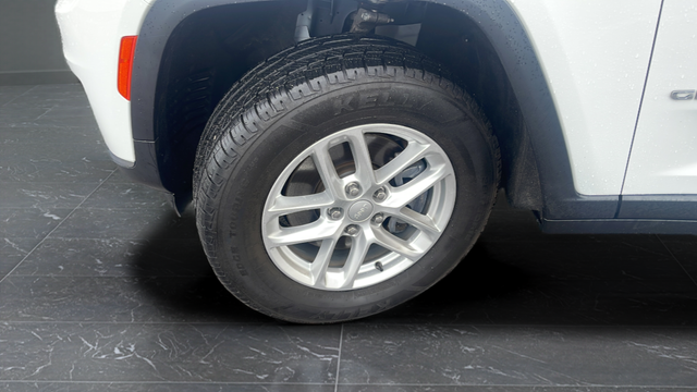 2022 Jeep Grand Cherokee L Laredo