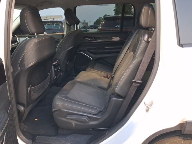 2022 Jeep Grand Cherokee L Laredo