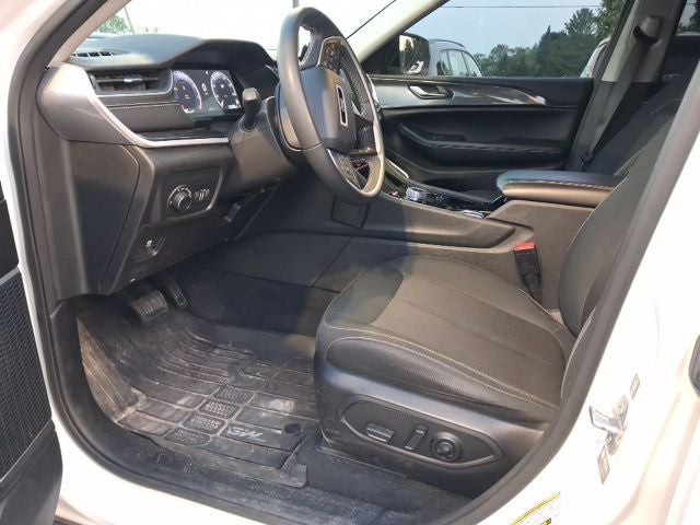 2022 Jeep Grand Cherokee L Laredo