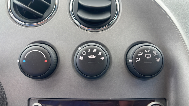2007 Pontiac Solstice Base