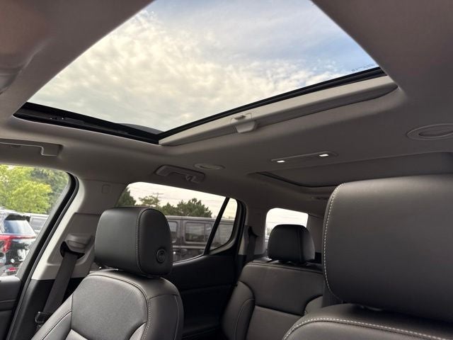 2021 GMC Acadia SLT