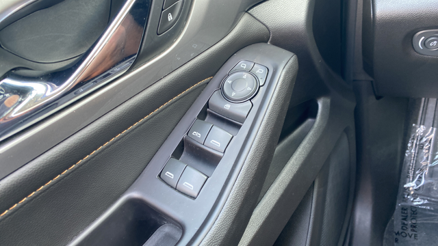 2019 Chevrolet Traverse LT Cloth w/2FL
