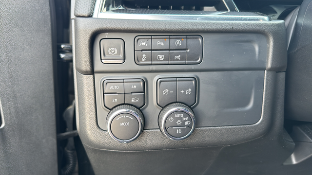 2025 Chevrolet Tahoe RST