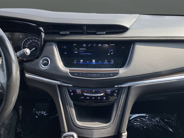 2019 Cadillac XT5 Platinum