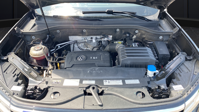 2020 Volkswagen Atlas Cross Sport 2.0T SE w/Technology 4Motion