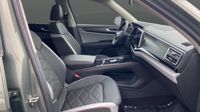 2024 Volkswagen Atlas 2.0T Peak Edition SE w/Technology