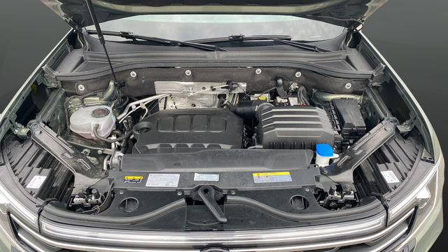 2024 Volkswagen Atlas 2.0T Peak Edition SE w/Technology