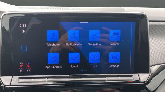 2024 Volkswagen Atlas 2.0T Peak Edition SE w/Technology