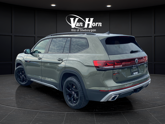 2024 Volkswagen Atlas 2.0T Peak Edition SE w/Technology