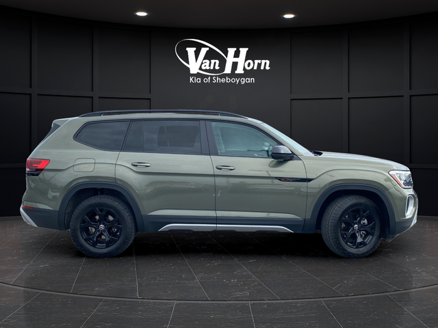 2024 Volkswagen Atlas 2.0T Peak Edition SE w/Technology