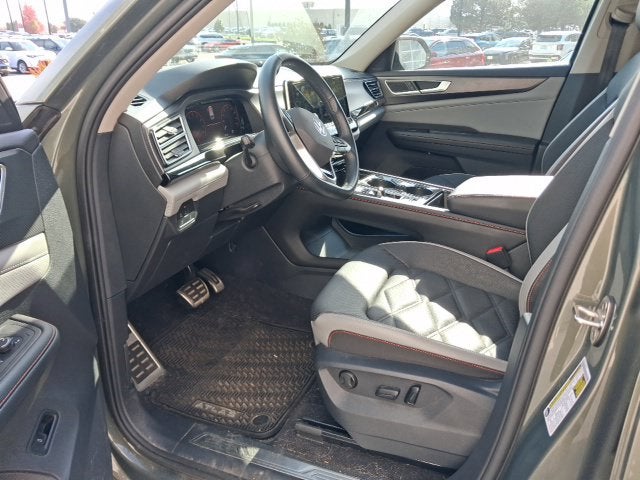 2024 Volkswagen Atlas 2.0T Peak Edition SE w/Technology