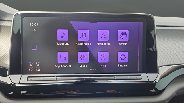 2024 Volkswagen Atlas 2.0T Peak Edition SE w/Technology