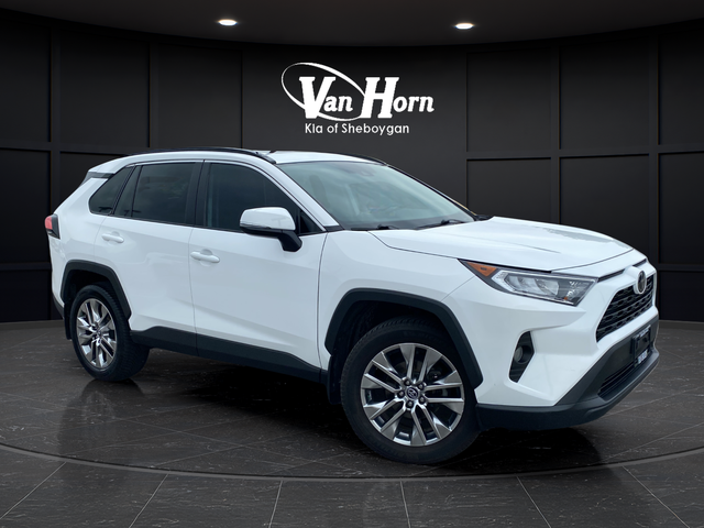 2020 Toyota RAV4 XLE Premium