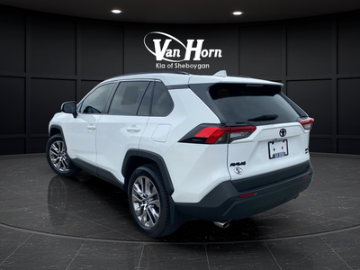 2020 Toyota RAV4 XLE Premium
