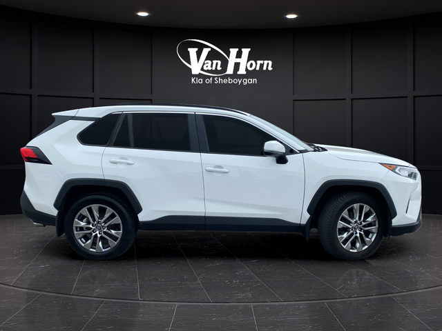 2020 Toyota RAV4 XLE Premium