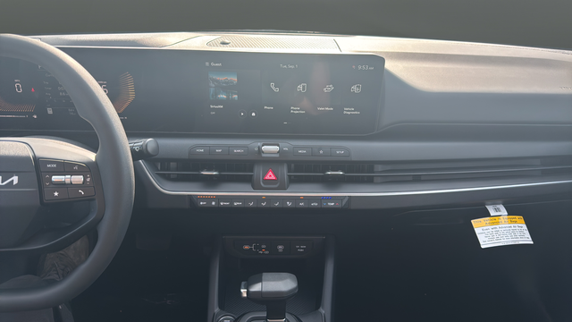2026 Kia K4 LXS
