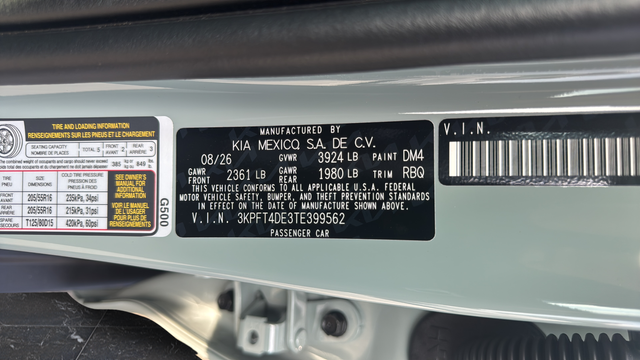 2026 Kia K4 LXS