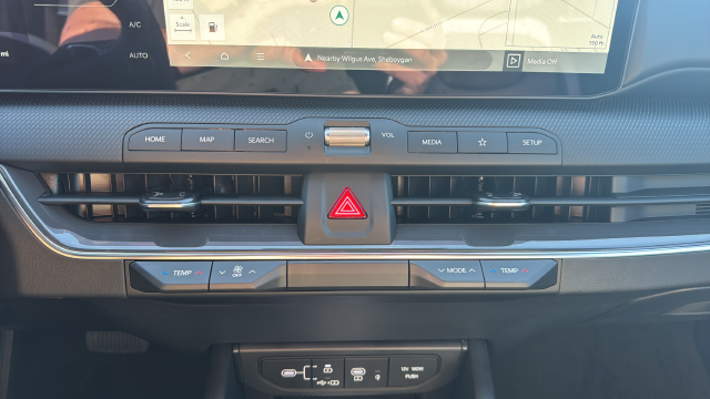 2026 Kia K4 GT-Line