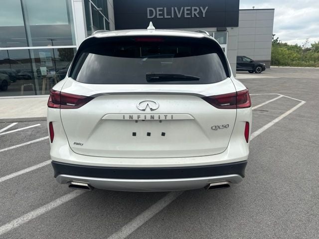 2022 INFINITI QX50 LUXE