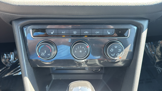 2024 Volkswagen Tiguan 2.0T Wolfsburg Edition