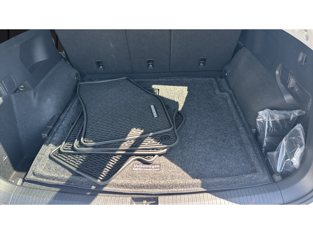 2024 Volkswagen Tiguan 2.0T Wolfsburg Edition