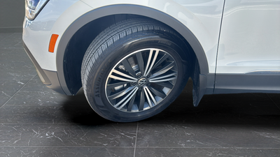 2024 Volkswagen Tiguan 2.0T Wolfsburg Edition