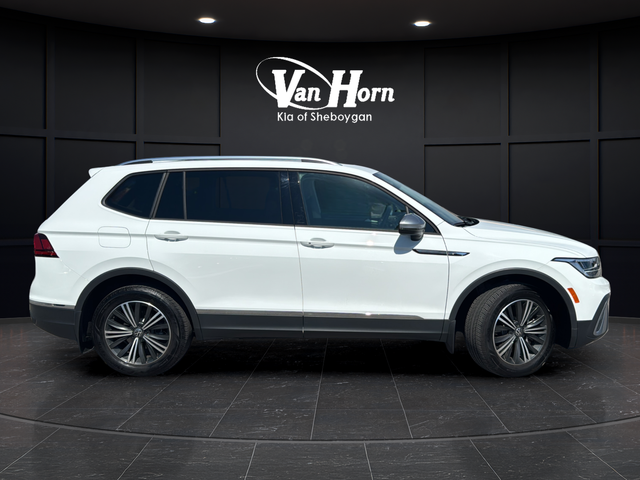2024 Volkswagen Tiguan 2.0T Wolfsburg Edition