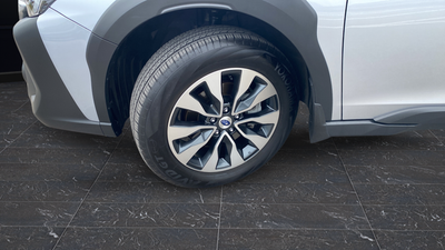 2023 Subaru Outback Touring
