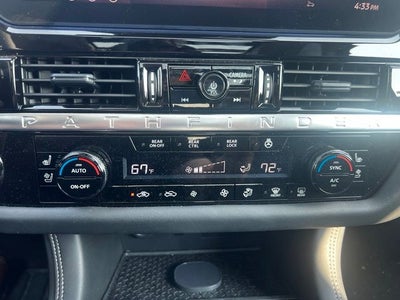 2026 Nissan Pathfinder Platinum