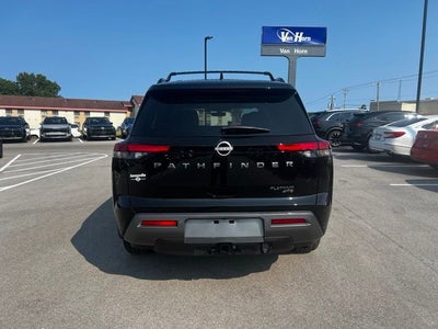 2026 Nissan Pathfinder Platinum