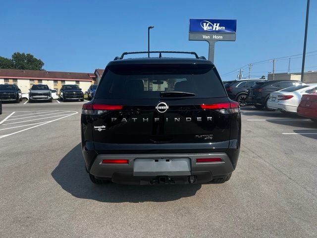 2026 Nissan Pathfinder Platinum
