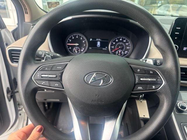2022 Hyundai Santa Fe SE
