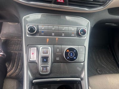 2022 Hyundai Santa Fe SE