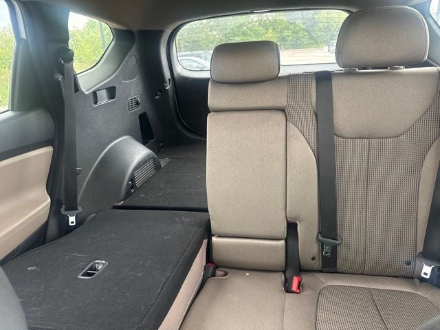 2022 Hyundai Santa Fe SE