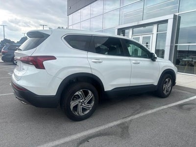 2022 Hyundai Santa Fe SE