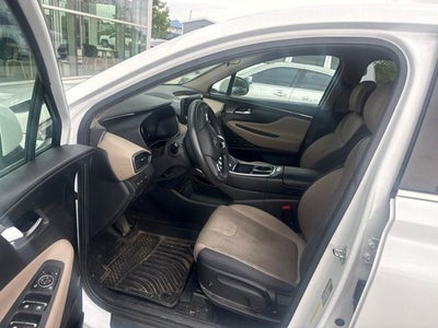 2022 Hyundai Santa Fe SE