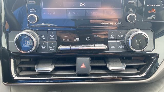 2022 Toyota Highlander Hybrid LE