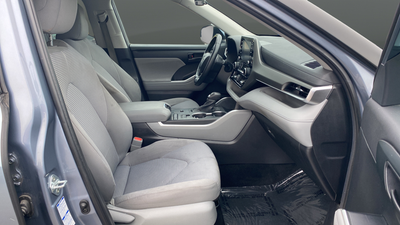 2022 Toyota Highlander Hybrid LE