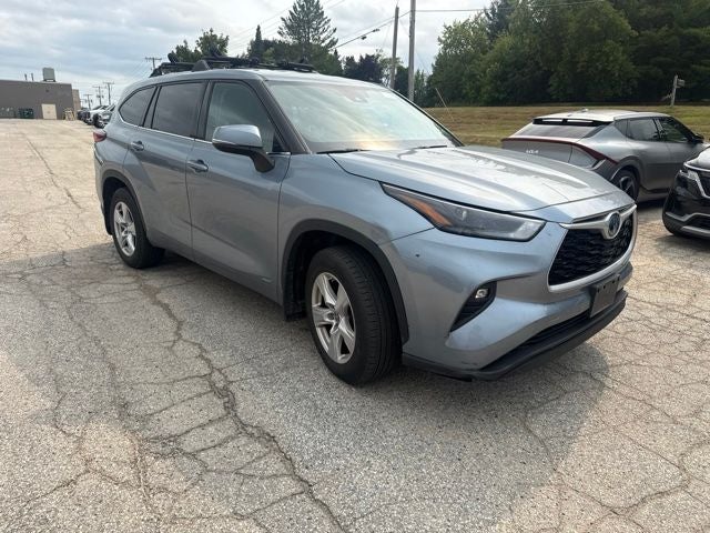 2022 Toyota Highlander Hybrid LE