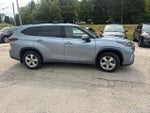 2022 Toyota Highlander Hybrid LE