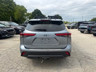 2022 Toyota Highlander Hybrid LE
