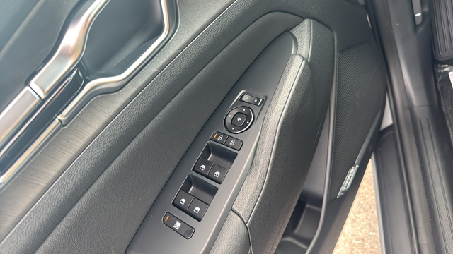 2027 Kia Sportage X-Pro Prestige