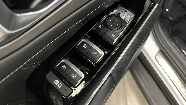 2024 Kia Sorento X-Line SX Prestige