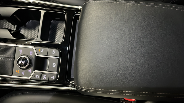2025 Kia Sorento X-Line SX
